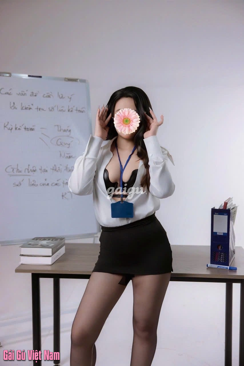 ❣️BẢO NGỌC❣️CÔ THƯ KÝ DÂM ĐÃNG, A CHỈ CẦN ANH CÓ TIỀN SEX ĐỂ E